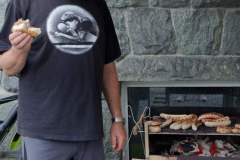 Der Grillmeister hat sein Grillgut für gut befunden